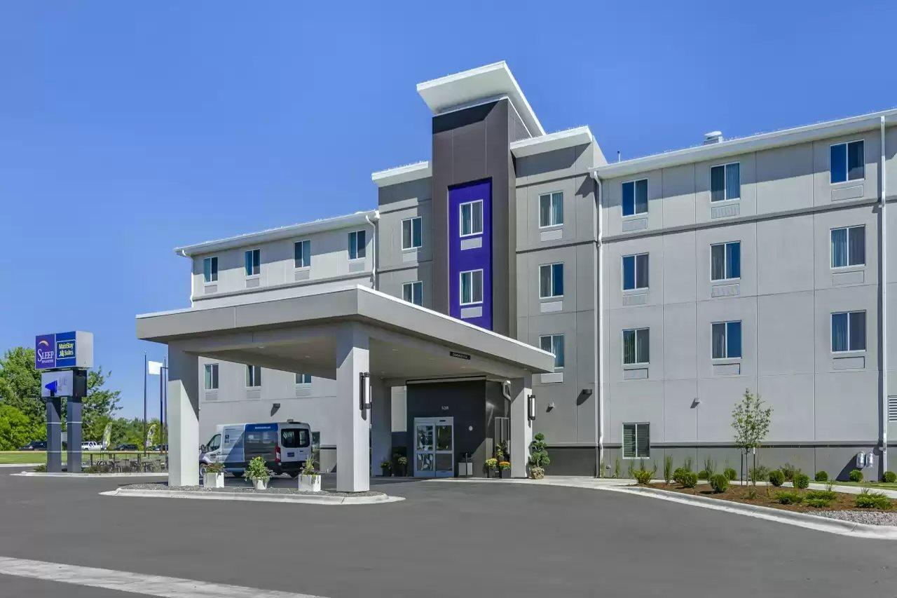 Sleep Inn & Suites Great Falls Airport Exterior photo